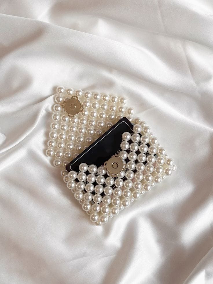 Mini Pearl Beaded Card Holder